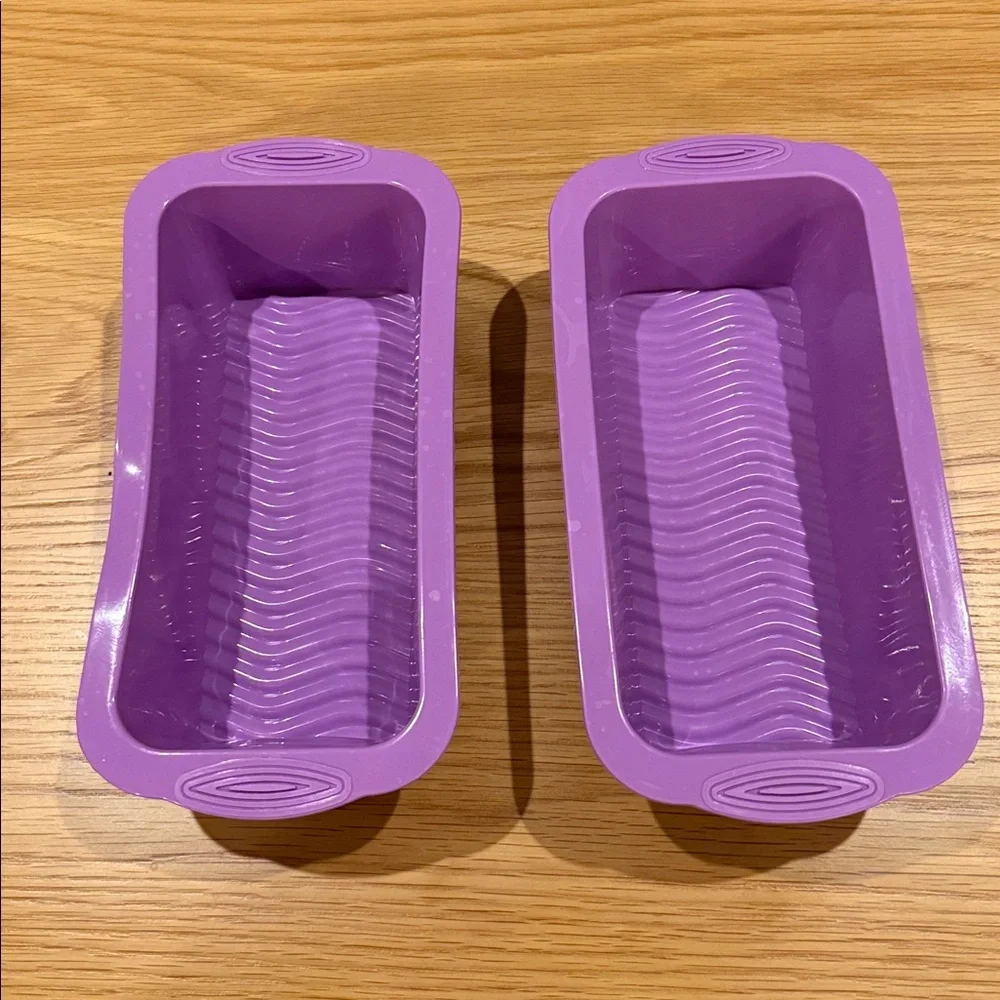 Lot Of 2 Silicon Bread And Loaf Pans. - Picture 2 of 5
